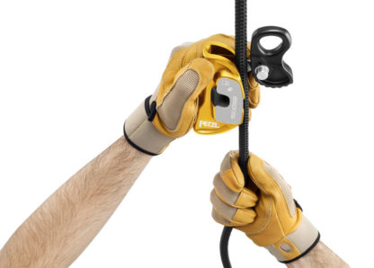 epi-profesional-petzl-B50A-RESCUCENDER-focus-1_LowRes